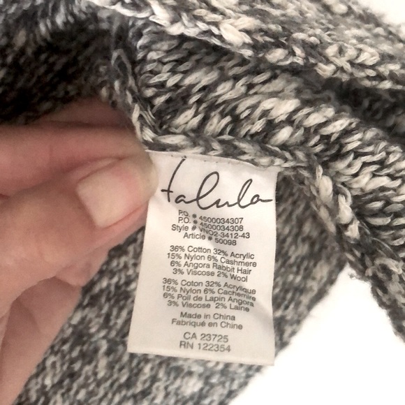 Aritzia Talula Cardigan - Picture 6 of 9